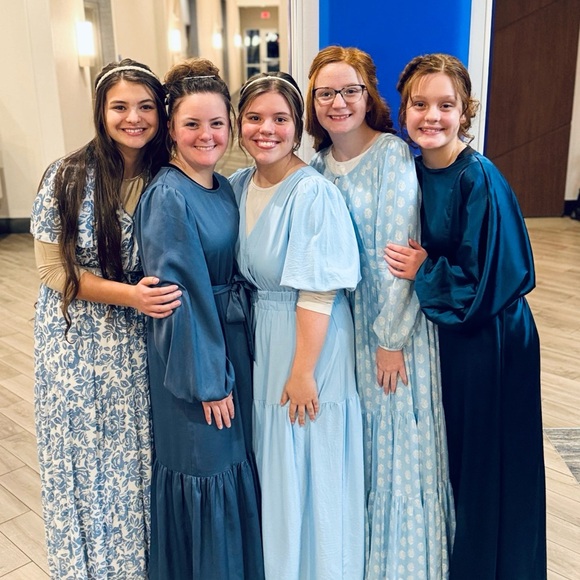 Meet your Posher, Mckenzie - Picture 9 of 10